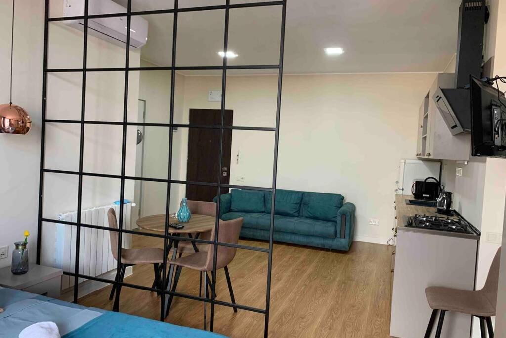 Geverse Apartment Батуми Экстерьер фото