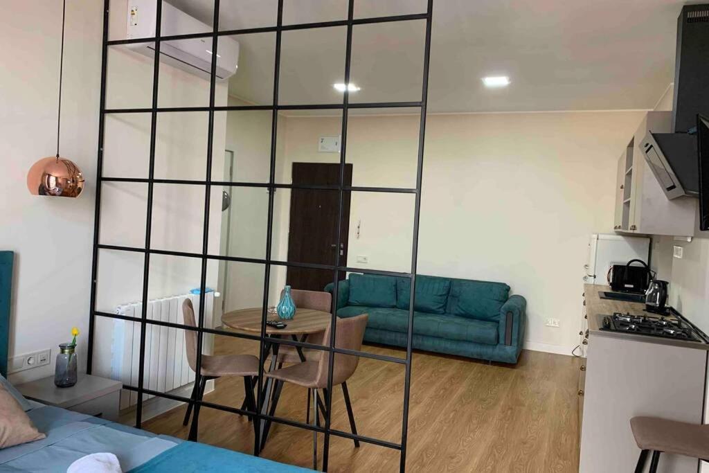 Geverse Apartment Батуми Экстерьер фото