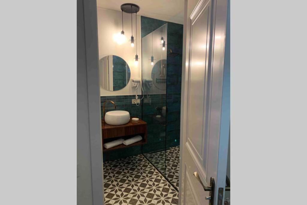 Geverse Apartment Батуми Экстерьер фото