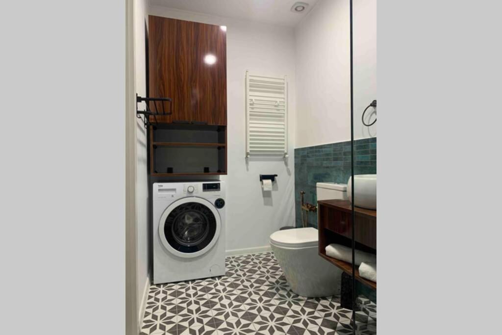 Geverse Apartment Батуми Экстерьер фото